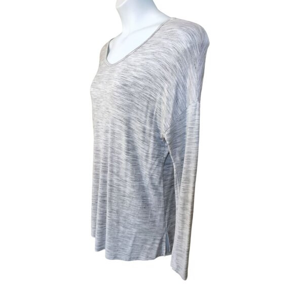 Joco Womens V-Neck Long Sleeve Gray Lightweight Top Size Large - Picture 3 of 6